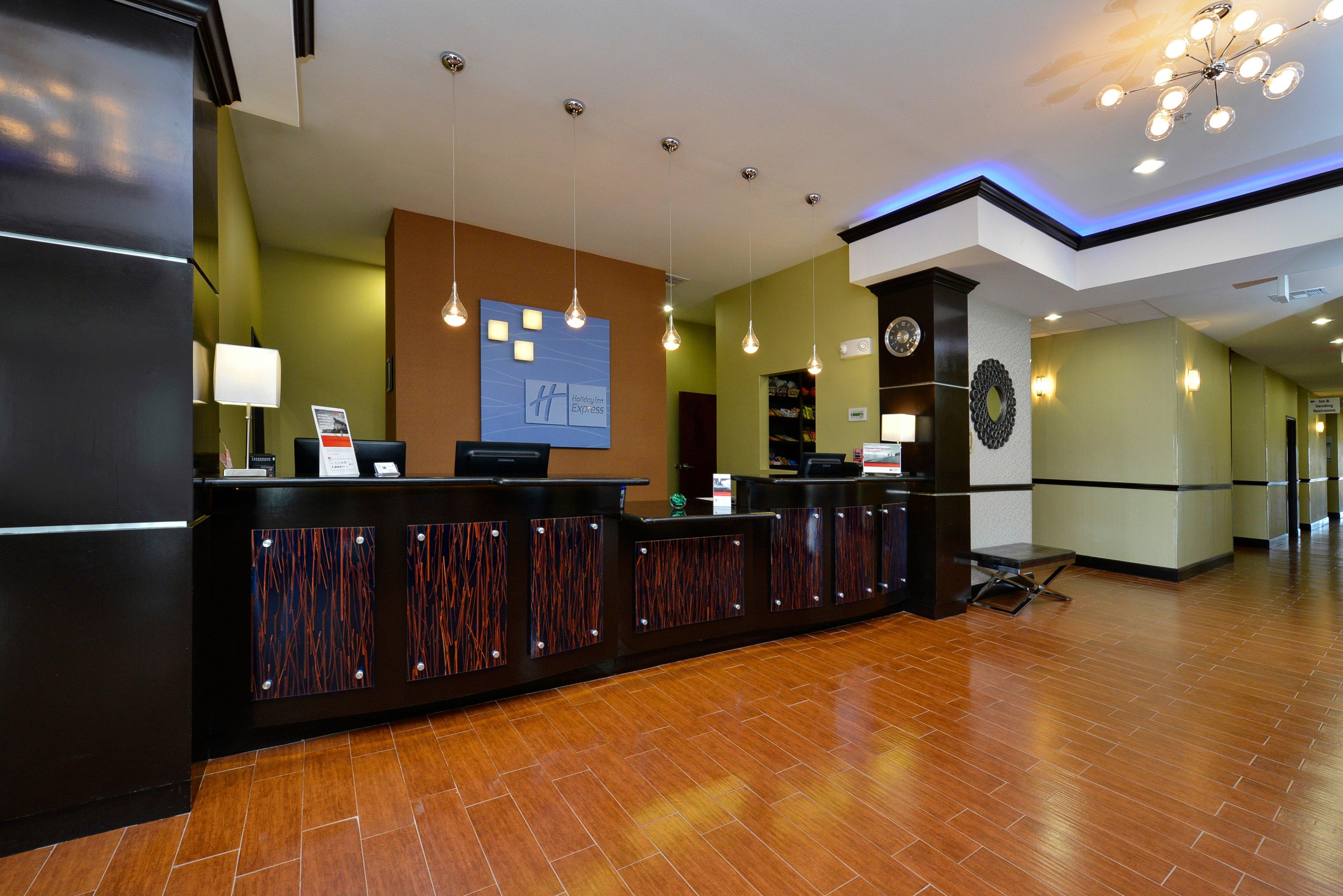 Holiday Inn Express Alva By Ihg Eksteriør billede
