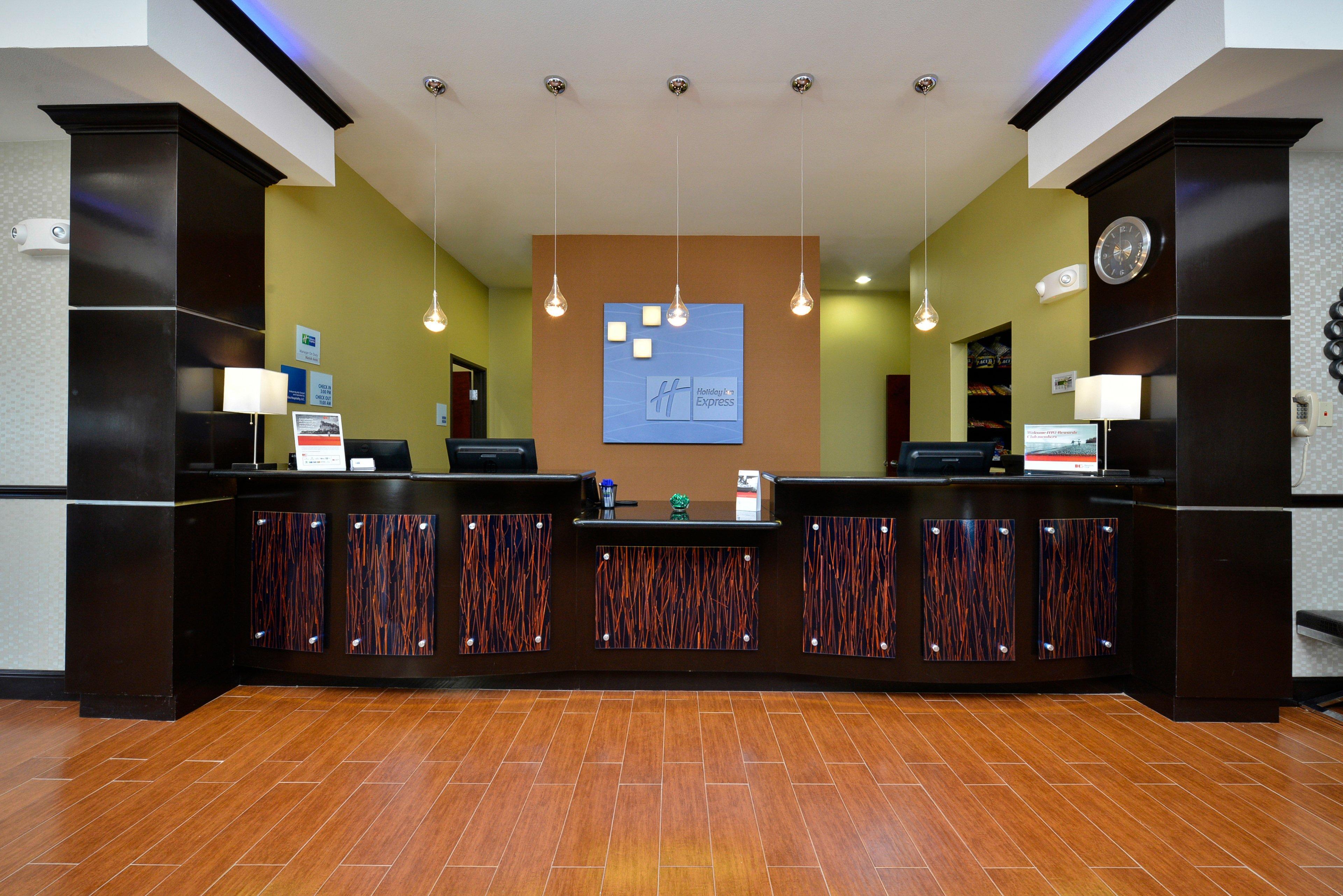 Holiday Inn Express Alva By Ihg Eksteriør billede