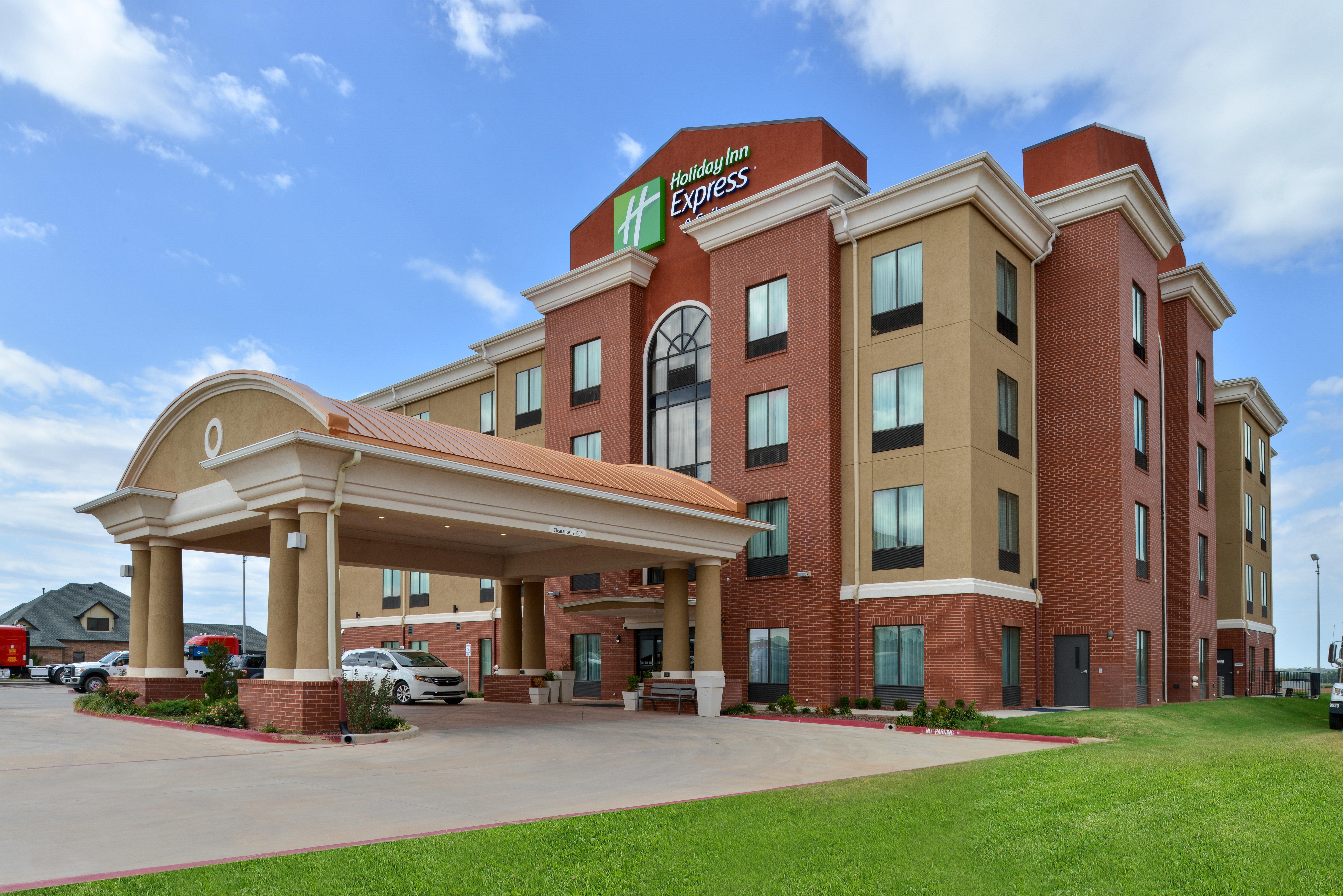 Holiday Inn Express Alva By Ihg Eksteriør billede