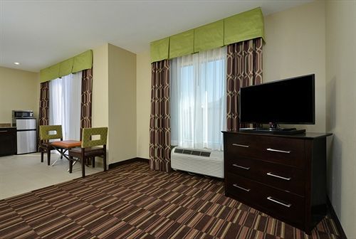 Holiday Inn Express Alva By Ihg Eksteriør billede